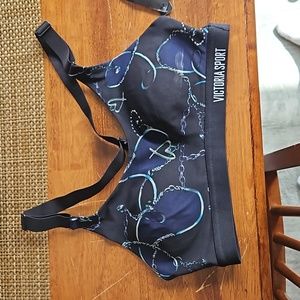 NWT Victoria's secret sports bra